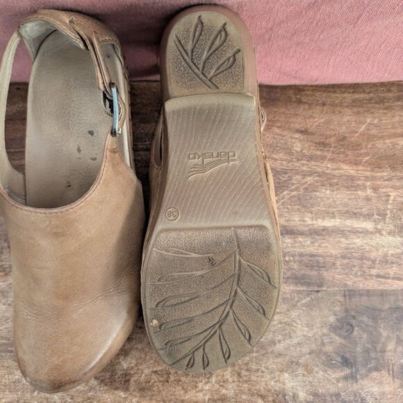 Dansko Sassy Stylish Upfront Closed Toe Clog - Picture 10 of 10